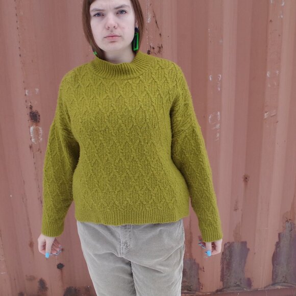 Vintage Stradivarius Green Sweater Made In Turkey - Picture 2 of 8